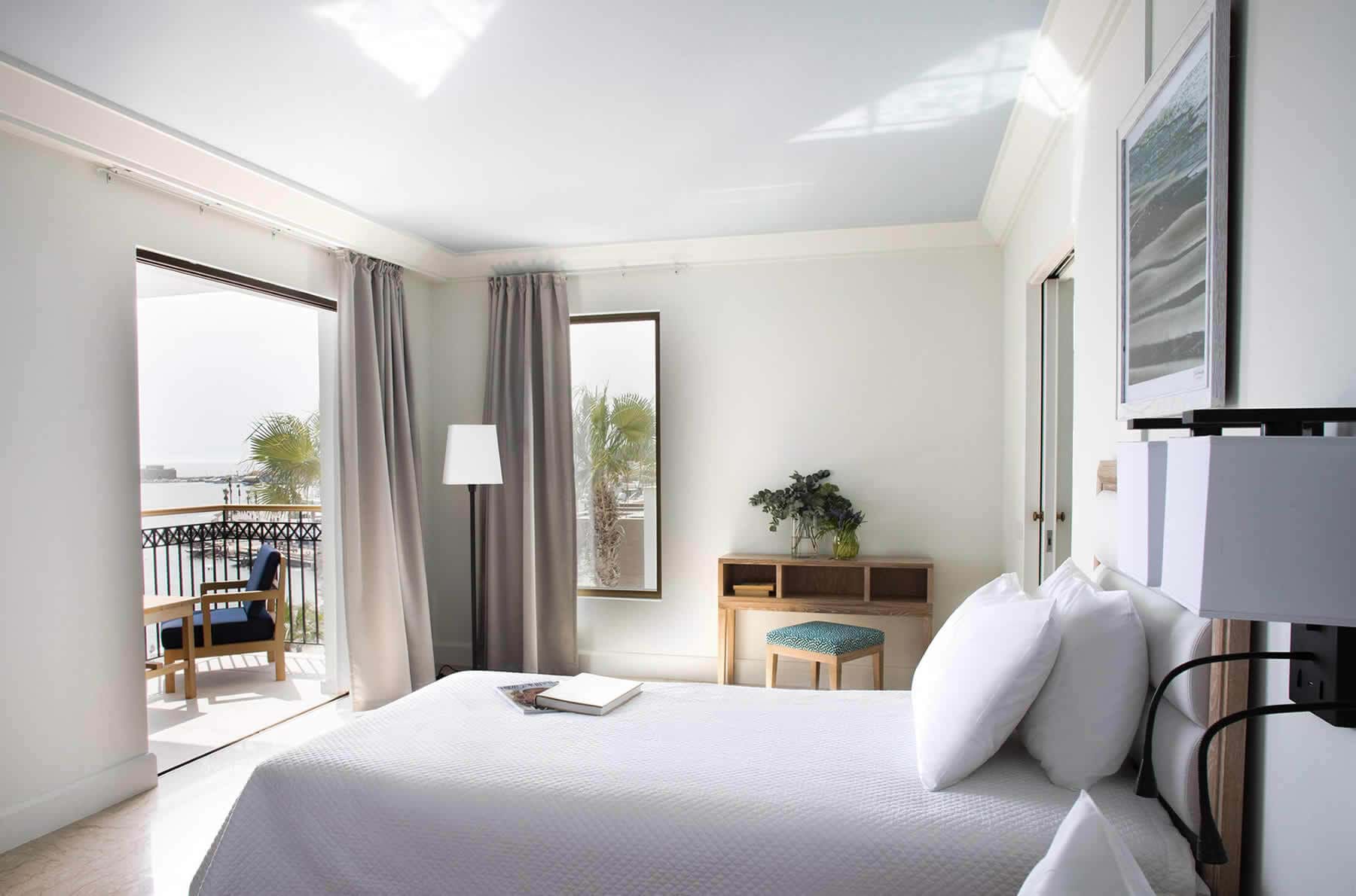 Annabelle Hotel - Ouranos Family Sea View Room