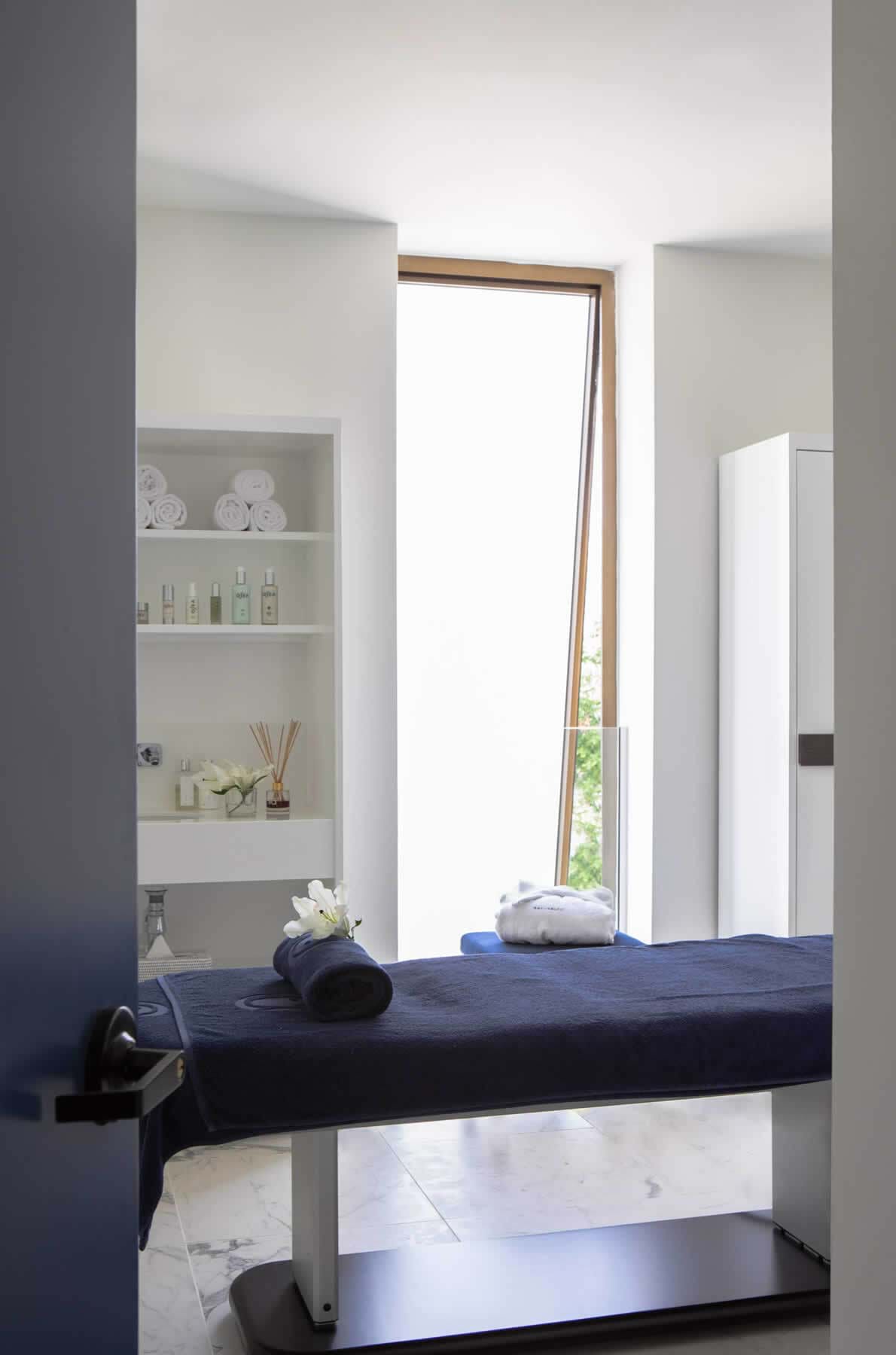Annabelle Hotel - Ouranos Wellbeing Spa - Treatment Room