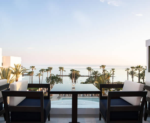Ouranos Launge and Bar