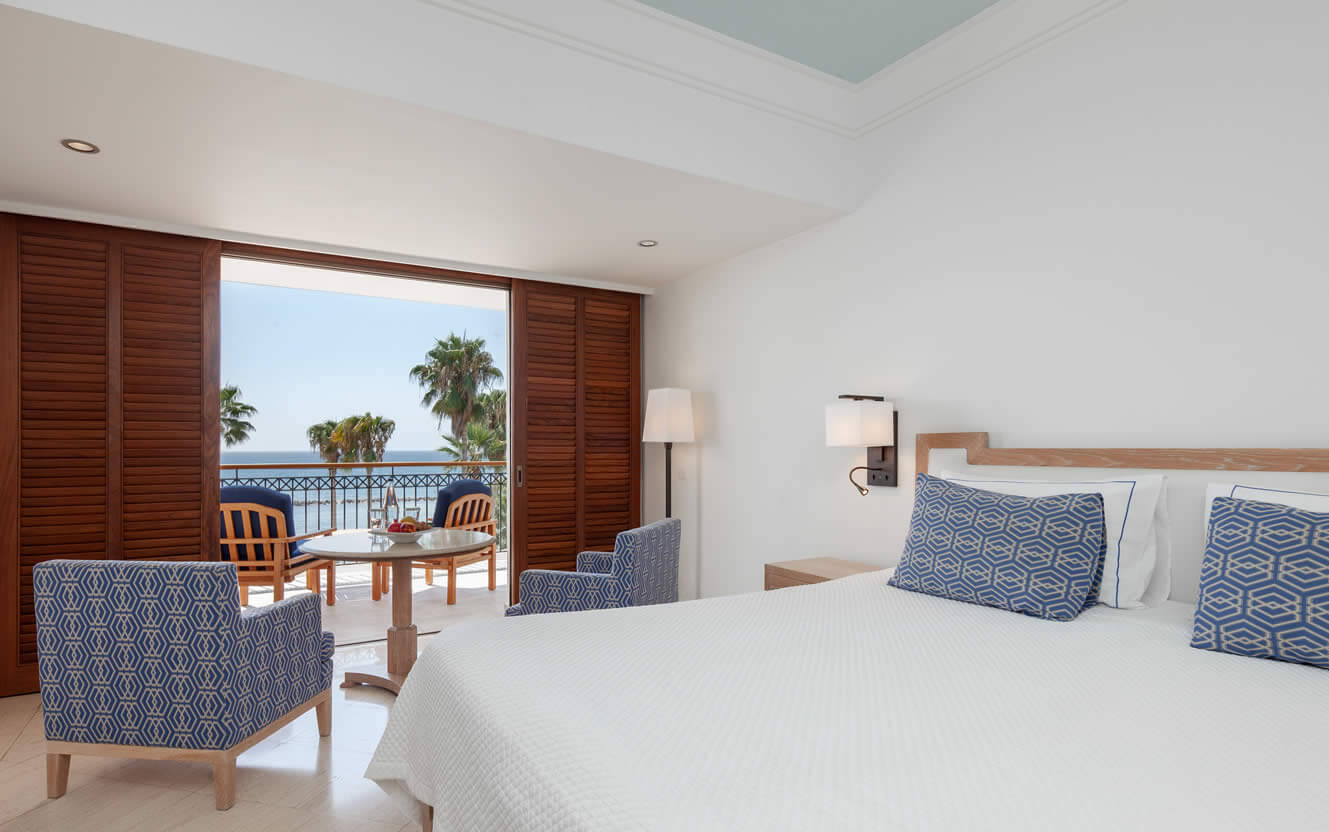 Deluxe Sea Facing Room