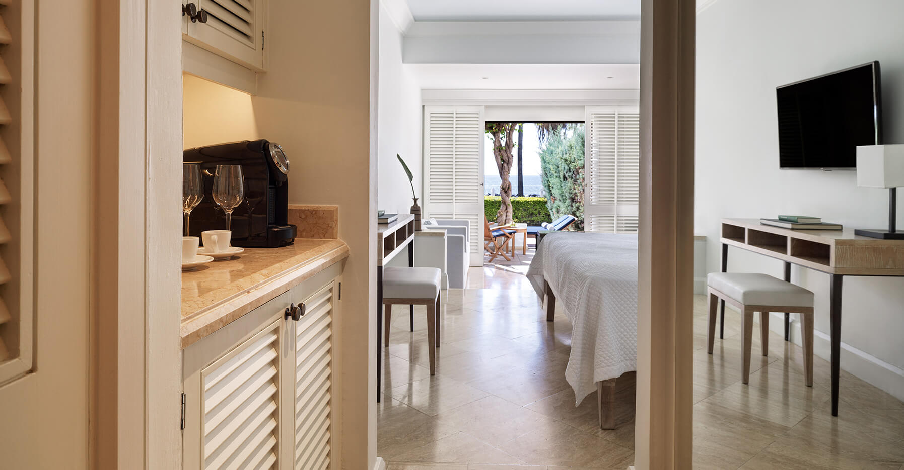 Annabelle Studio Suite with Private Pool